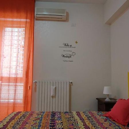 Mariposa Guest House Bari Bagian luar foto