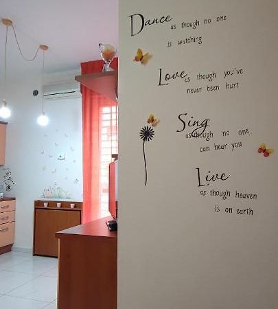 Mariposa Guest House Bari Bagian luar foto