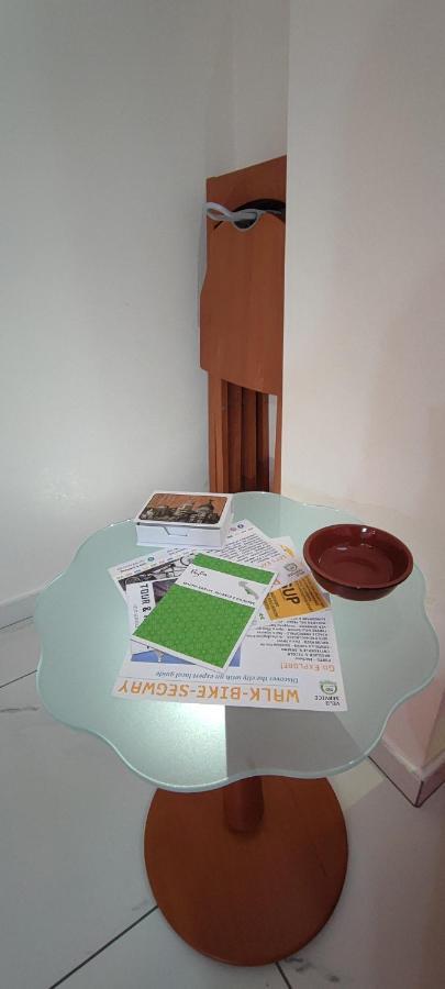 Mariposa Guest House Bari Bagian luar foto